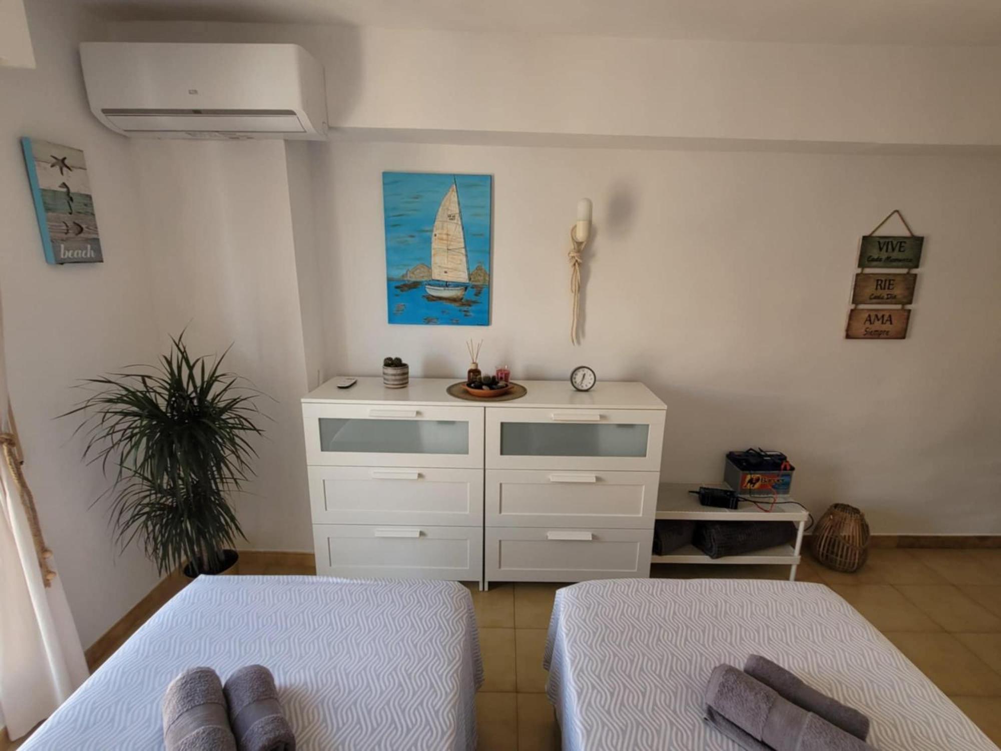 בנאלמדנה Attico Acuario, 2 Bathrooms Top Floor Appartment With Sea And Mountain Views מראה חיצוני תמונה